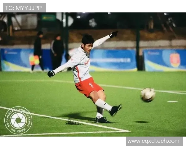 追逐梦想的绿茵场我渴望成为一名闪耀的足球明星